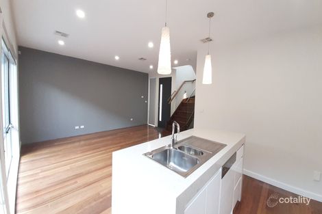 Property photo of 2/160 Thompsons Road Bulleen VIC 3105