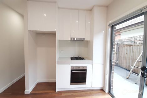 Property photo of 2/160 Thompsons Road Bulleen VIC 3105