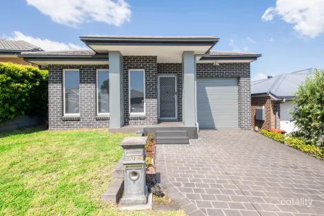 12 Flagship Rdge, Jordan Springs, NSW 2747