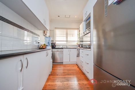 Property photo of 47 Mitchelmore Street Turvey Park NSW 2650