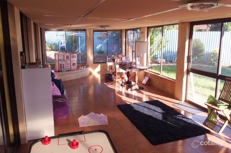 Property photo of 28 Aerolite Way Beldon WA 6027