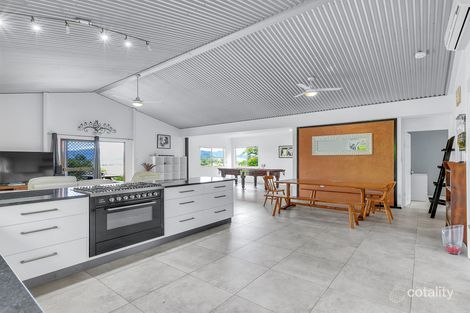 Property photo of 2 Brown Road Preston QLD 4800