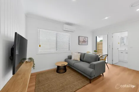 Property photo of 2 Cranston Street Wynnum West QLD 4178