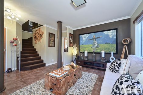 Property photo of 69 Tandara Fairway Tapping WA 6065