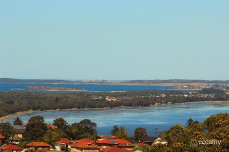 223 Flagstaff Rd, Lake Heights, NSW 2502