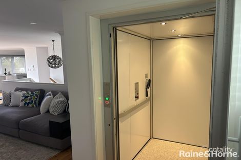 Property photo of 9 Booth Avenue Narrawallee NSW 2539