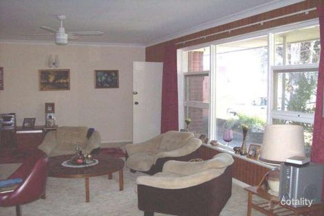 Property photo of 1 Kentwood Road Morphett Vale SA 5162