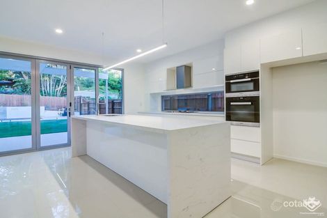 Property photo of 22 Napier Street St Lucia QLD 4067
