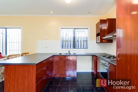 Property photo of 3/4 Hayes Road Hampton Park VIC 3976