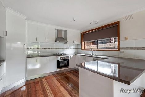 Property photo of 27 Marshall Drive Mill Park VIC 3082