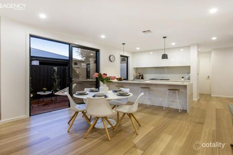 Property photo of 2/18 Macdonald Grove Mornington VIC 3931