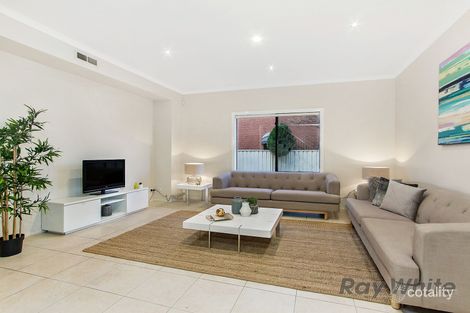 Property photo of 3 Eppalock Circuit Caroline Springs VIC 3023