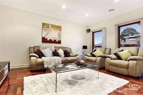 Property photo of 9 Kaniva Court Bentleigh East VIC 3165