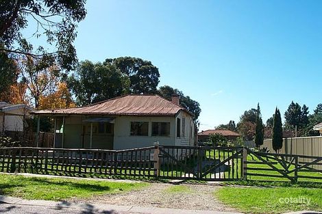 18 Central Tce, Beckenham, WA 6107