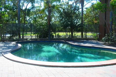 Property photo of 1/5 Mead Drive Chipping Norton NSW 2170