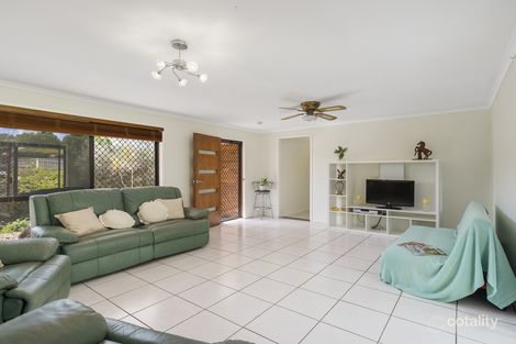 Property photo of 40 Studio Drive Oxenford QLD 4210