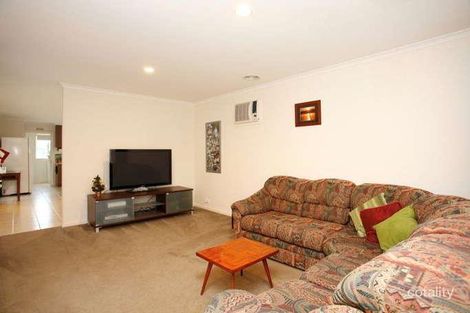 Property photo of 6 Hope Court Cranbourne West VIC 3977