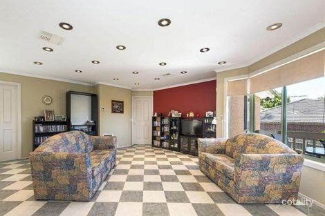 Property photo of 7 Bundy Place Mill Park VIC 3082
