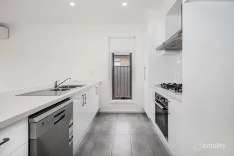 Property photo of 1 Parkinson Street Weir Views VIC 3338