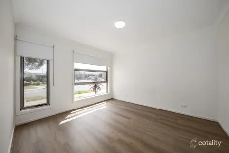 Property photo of 1 Parkinson Street Weir Views VIC 3338