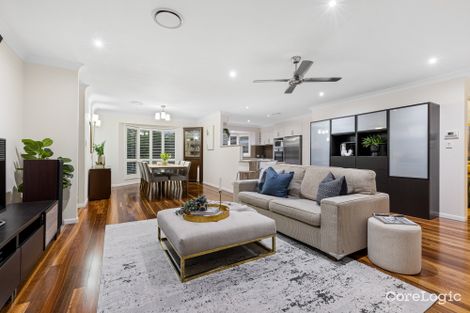 13 Leatherwood Dr, Arana Hills, QLD 4054