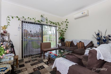 Property photo of 52 Beale Crescent Fairfield West NSW 2165