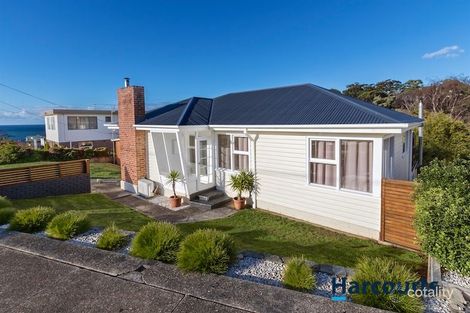 9 Paraka St, Parklands, TAS 7320