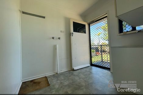 10 Oak St, Blackwater, QLD 4717