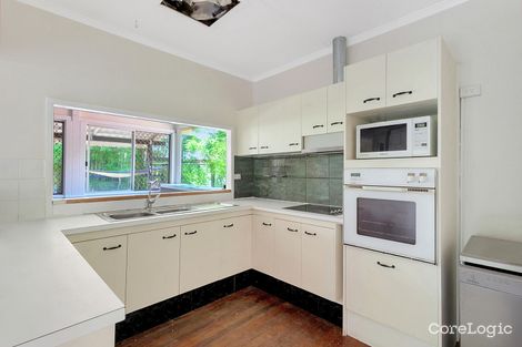 Property photo of 22 Harris Street Labrador QLD 4215