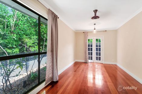 Property photo of 22 Harris Street Labrador QLD 4215