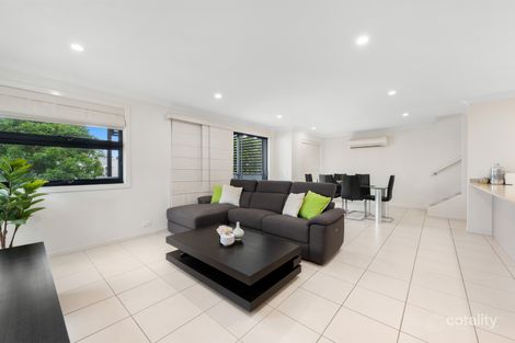 Property photo of 4/16 Surbiton Court Carindale QLD 4152