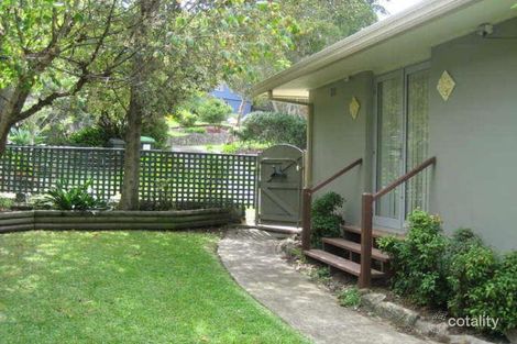 Property photo of 33 Alameda Way Warriewood NSW 2102