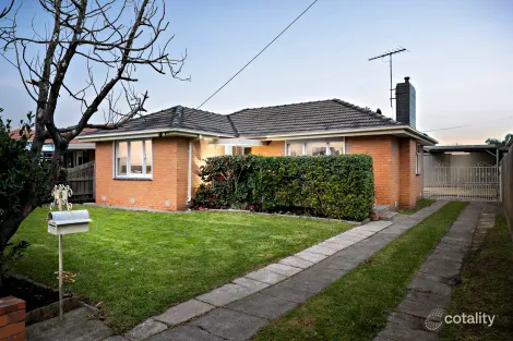 19 LOWSON ST, FAWKNER, VIC 3060