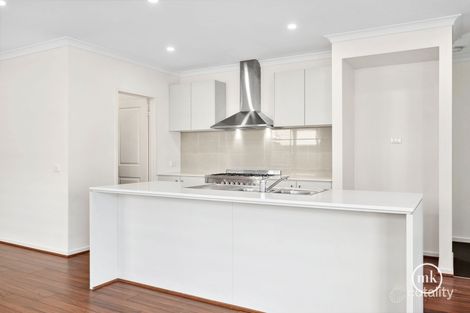Property photo of 36 Outback Drive Doreen VIC 3754