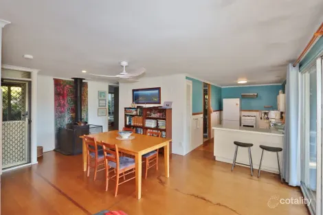 Property photo of 6 Anglers Drive Gipsy Point VIC 3891