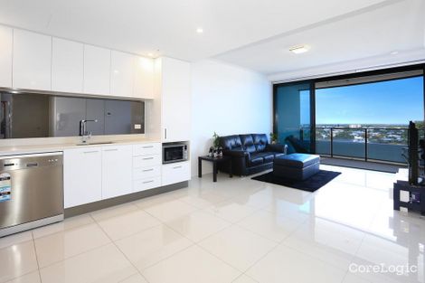 Property photo of 1806/5 Harbour Side Court Biggera Waters QLD 4216