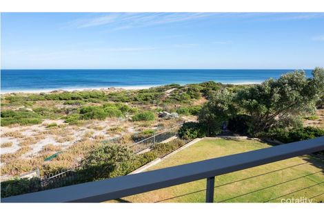Property photo of 27 Ocean Blue Loop Peppermint Grove Beach WA 6271