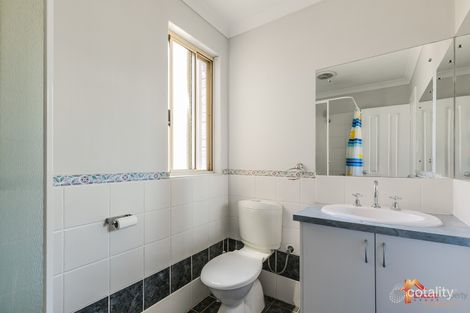 Property photo of 11 Wallingford Crescent Wellard WA 6170