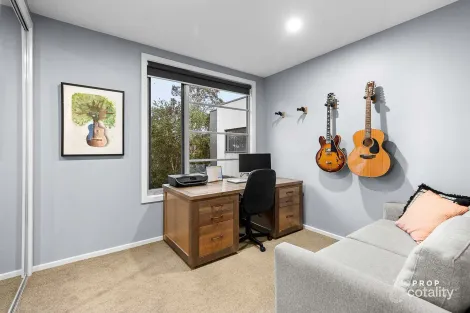 Property photo of 30B Main Drive Bundoora VIC 3083