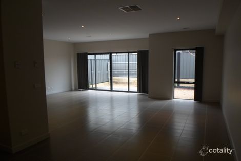 Property photo of 18/4 Delany Lane Craigieburn VIC 3064