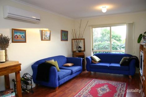 Property photo of 2/42 Woodside Drive Rowville VIC 3178