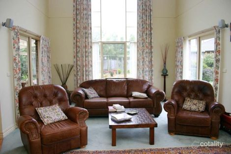 Property photo of 1 Talisman Place Lysterfield VIC 3156