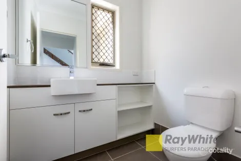 Property photo of 39 Cova Boulevard Hope Island QLD 4212