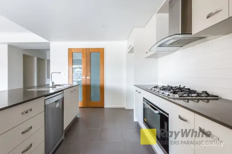 Property photo of 39 Cova Boulevard Hope Island QLD 4212