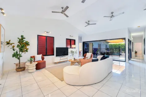 Property photo of 7 La Pira Circuit Rosebery NT 0832