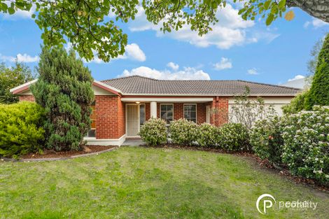 Property photo of 41 John Fisher Drive Berwick VIC 3806