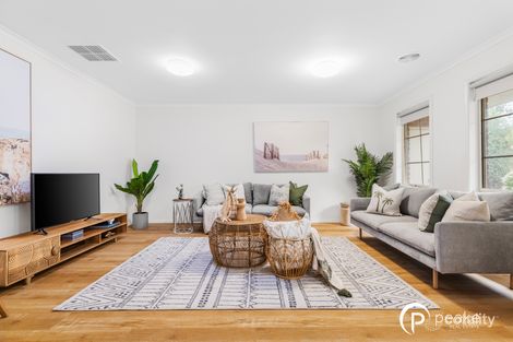 Property photo of 41 John Fisher Drive Berwick VIC 3806