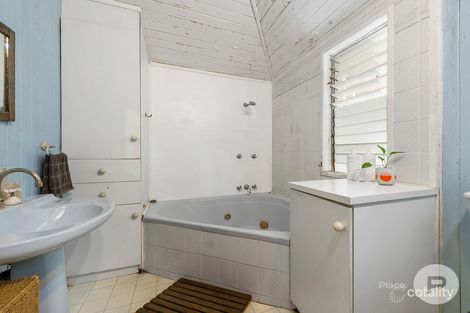 Property photo of 45 Morehead Avenue Norman Park QLD 4170