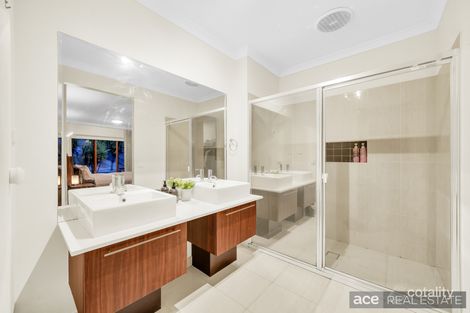 Property photo of 8 Island Way Point Cook VIC 3030