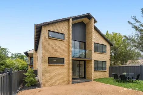 1/42 Westbrook St, Kew East, VIC 3102